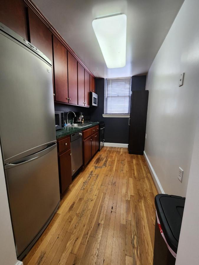 Spacious 3 Bedroom Apartment Mins To Nyc! Union City Bagian luar foto